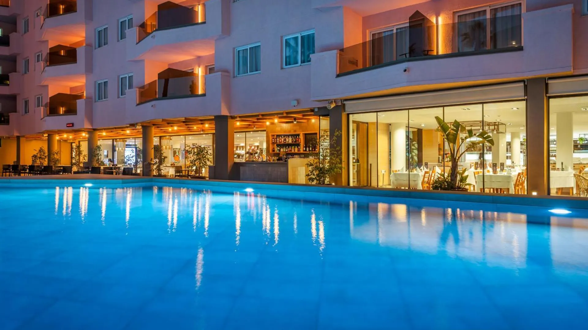 Aqua Hotel The Breeze (Adults Only +18) All Inclusive Santa Susanna