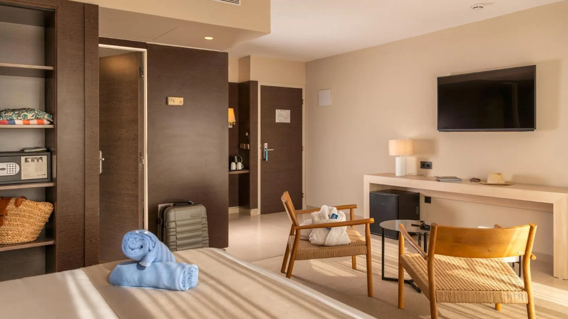 Aqua Hotel The Breeze (Adults Only +18) All Inclusive Santa Susanna Spain