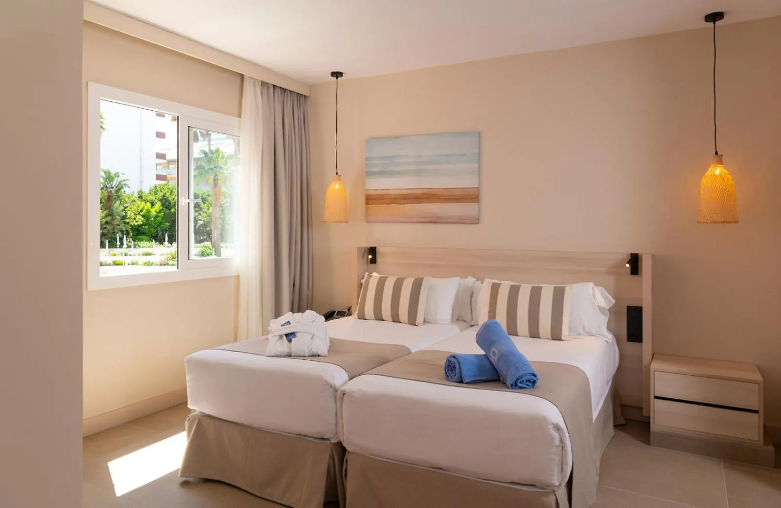 Aqua Hotel The Breeze (Adults Only +18) All Inclusive Santa Susanna